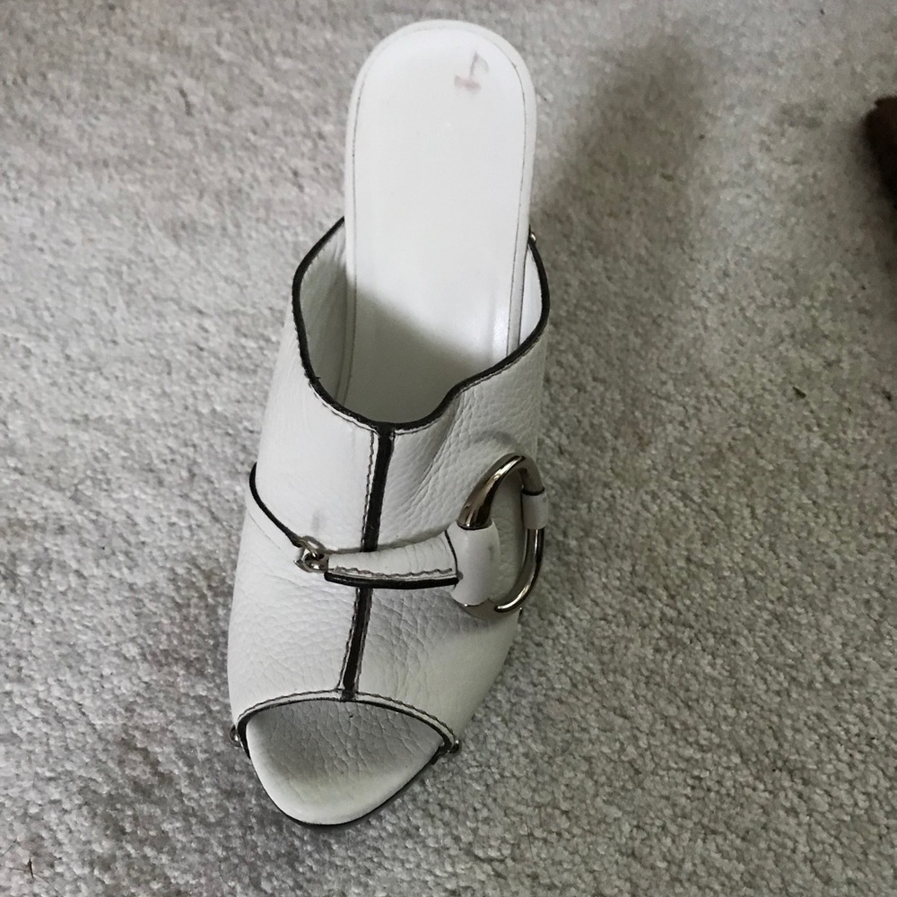 Never worn Gucci white high heel sandal/mules - Picture 4 of 6